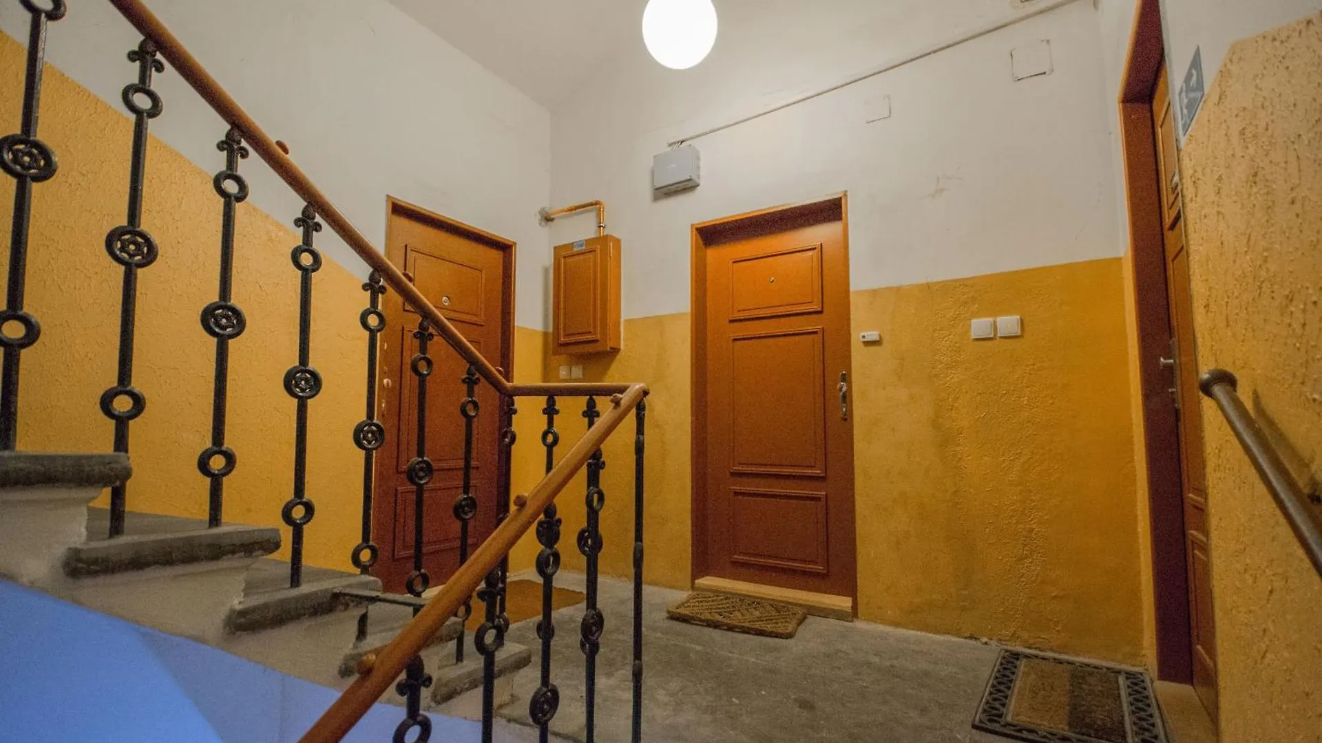 Royal Apartment With Sauna And Billiards Prague