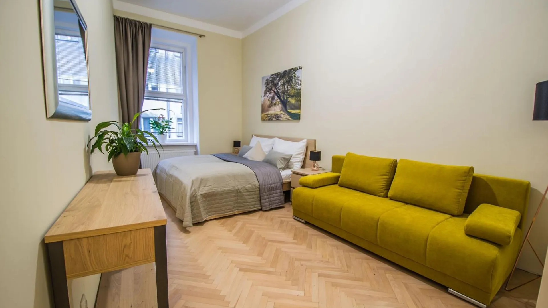 Royal Apartment With Sauna And Billiards Prague