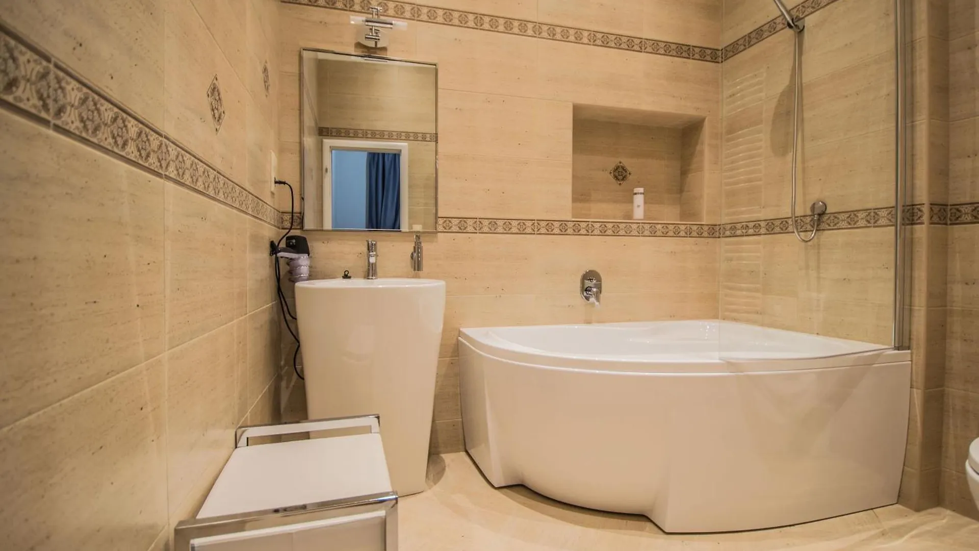 Royal Apartment With Sauna And Billiards Prague
