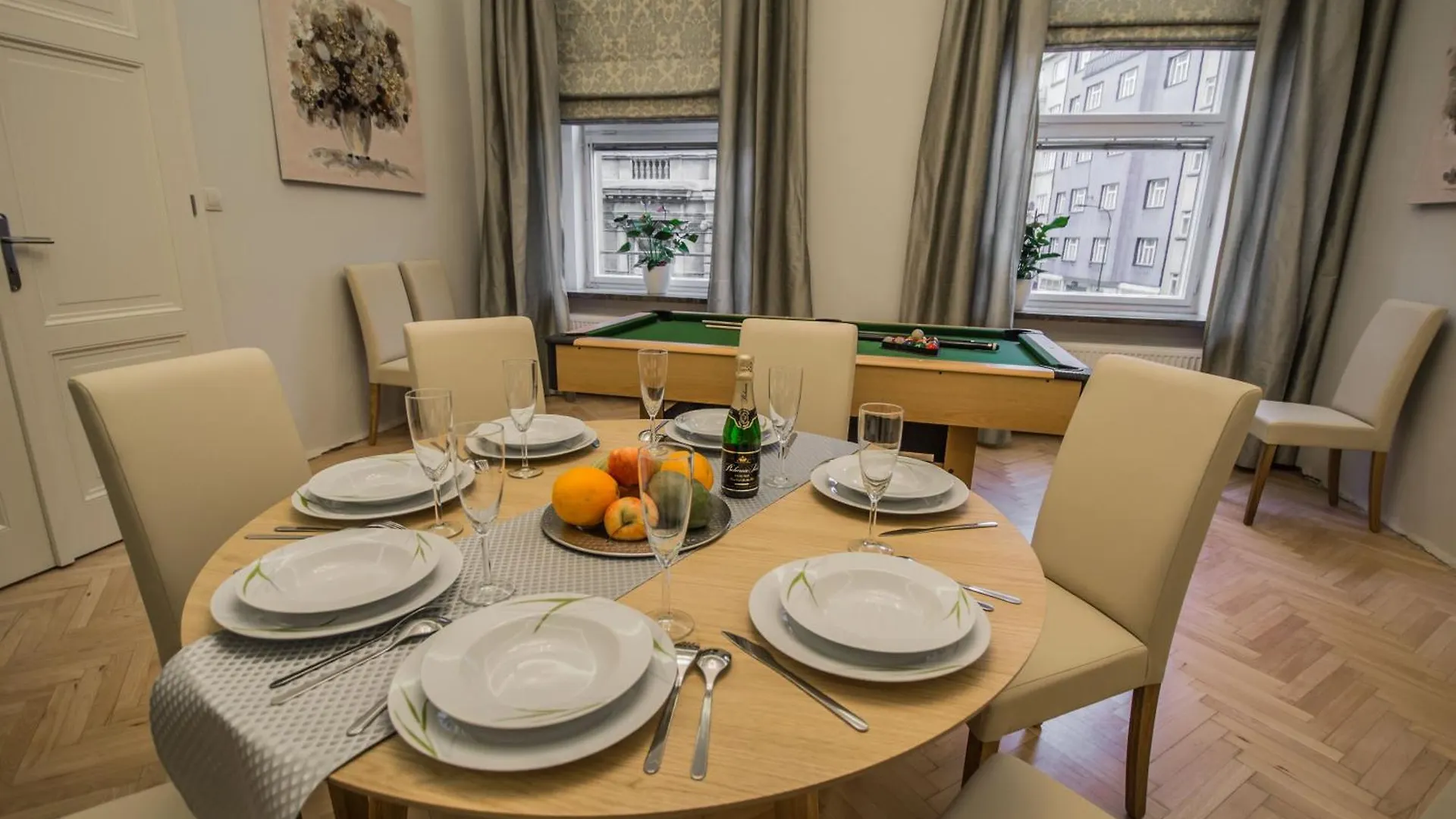 Royal Apartment With Sauna And Billiards Prague