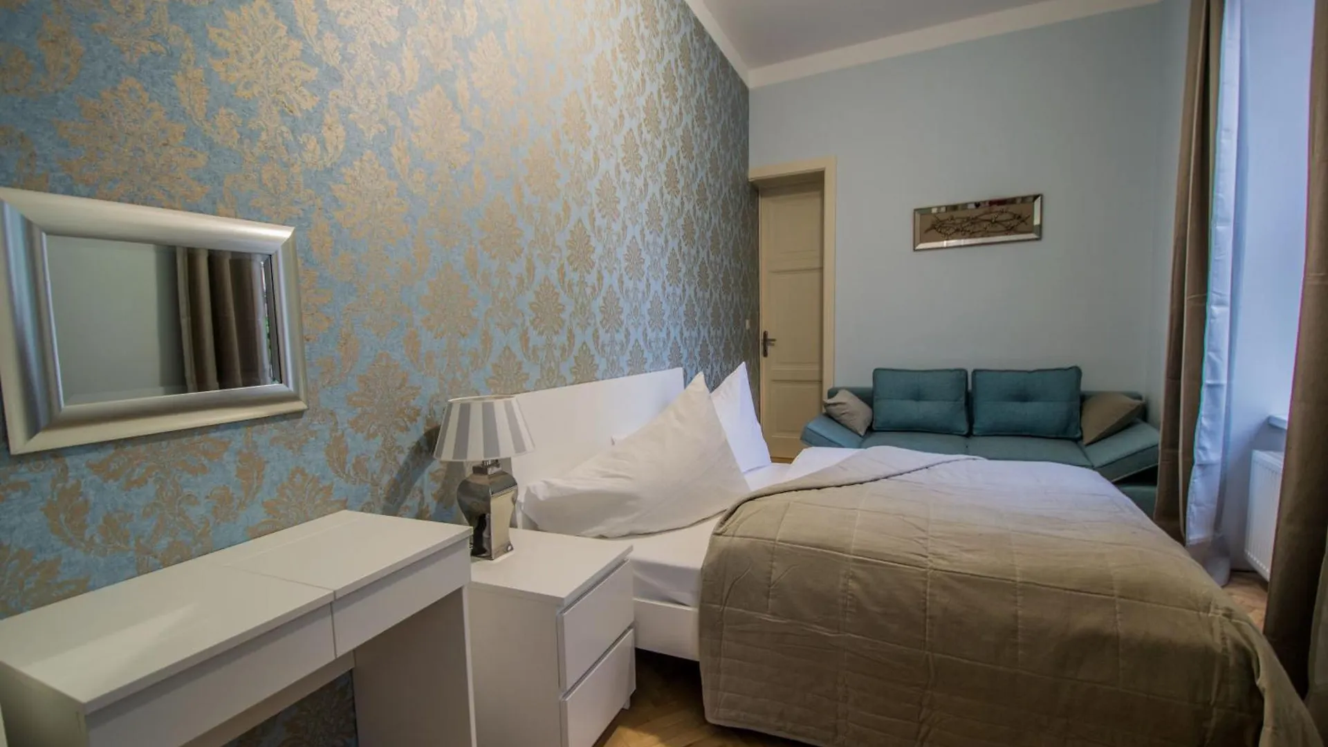 Royal Apartment With Sauna And Billiards Prag 0*,